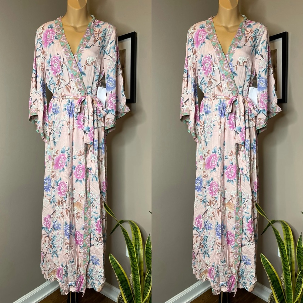 BHLDN Pink Talulah Robe x Homebodii - Picture 5 of 8